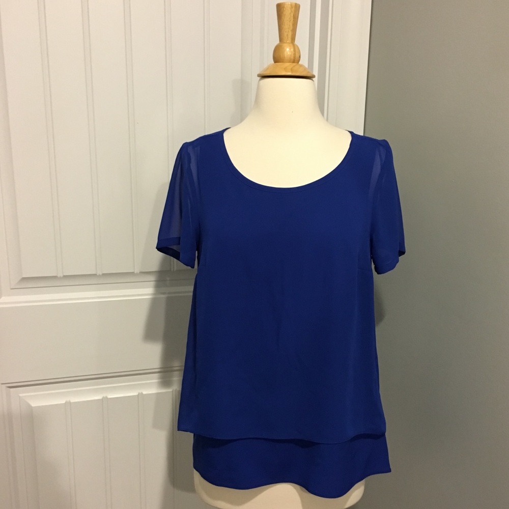 Gorgeous Dana Buchman Women’s Blouse size Small